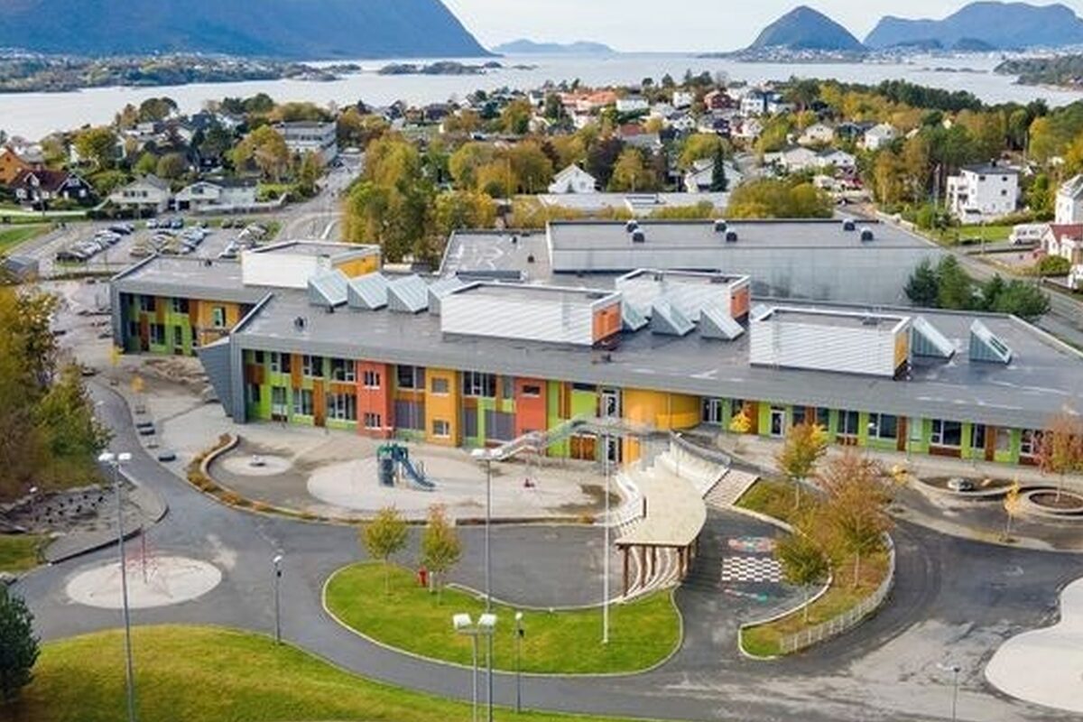 Hatlane skole